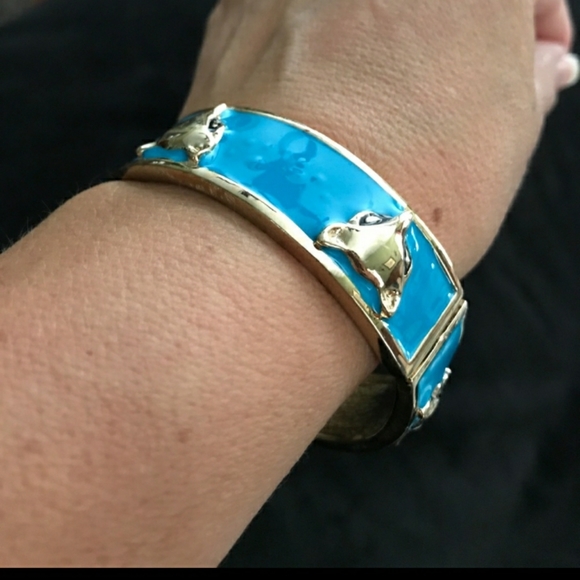 NWOT Fox Teal Blue Enamel Cuff - Picture 5 of 5